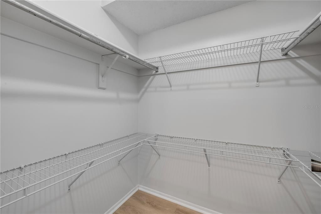 Activo con contrato: $250,000 (3 camas, 2 baños, 1533 Pies cuadrados)