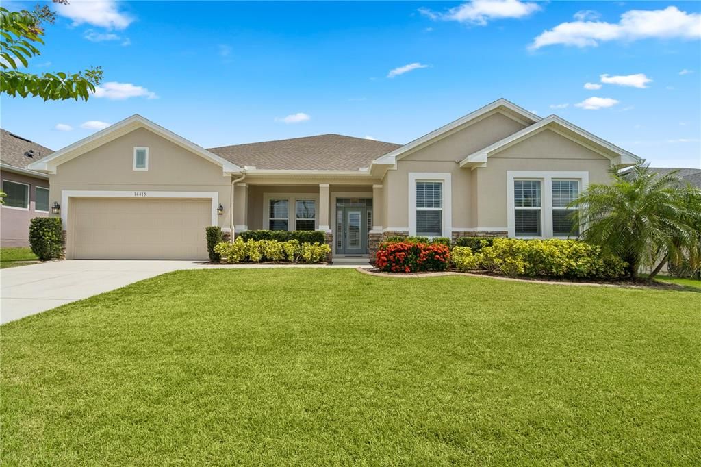 Недавно продано: $615,000 (4 спален, 2 ванн, 2717 Квадратных фут)