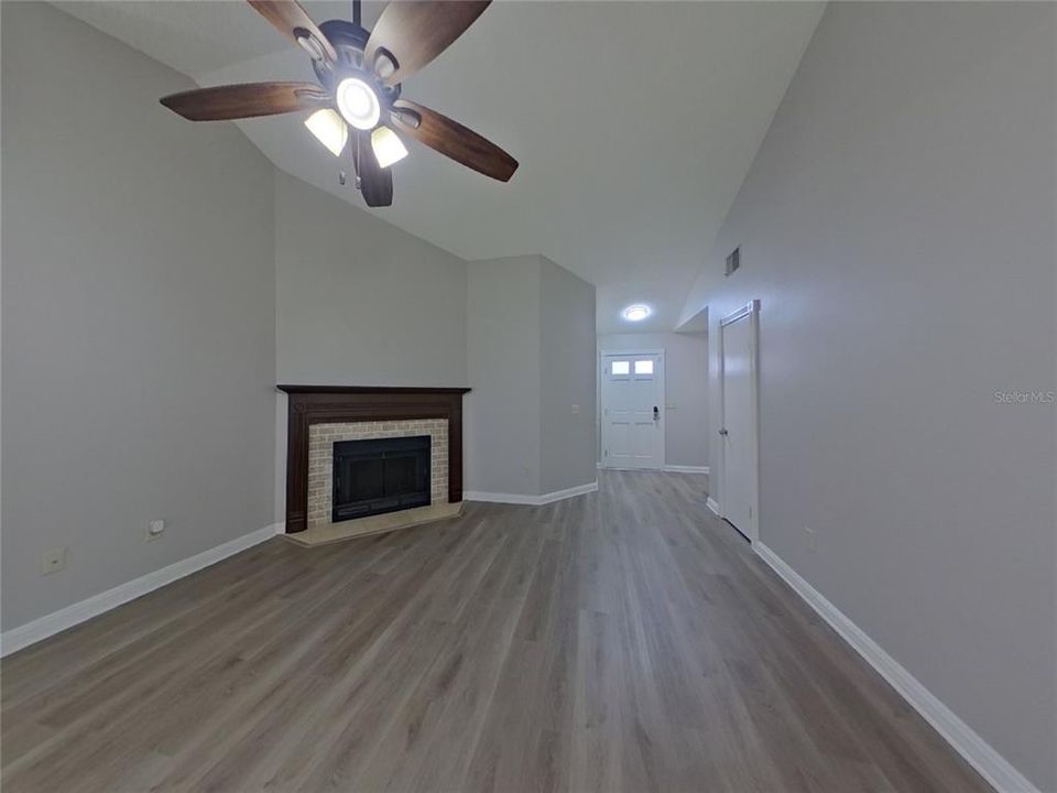 For Rent: $2,279 (3 beds, 2 baths, 1344 Square Feet)