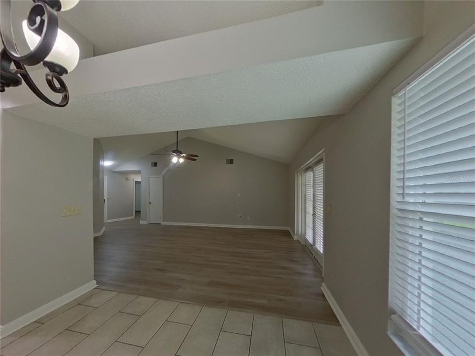 For Rent: $2,279 (3 beds, 2 baths, 1344 Square Feet)