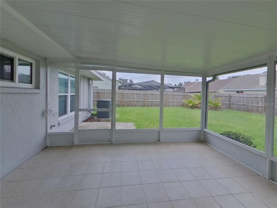 For Rent: $2,279 (3 beds, 2 baths, 1344 Square Feet)