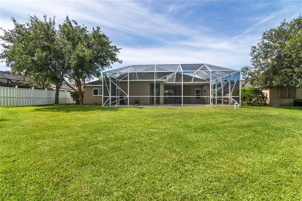 合同活跃: $625,000 (4 贝兹, 3 浴室, 2470 平方英尺)