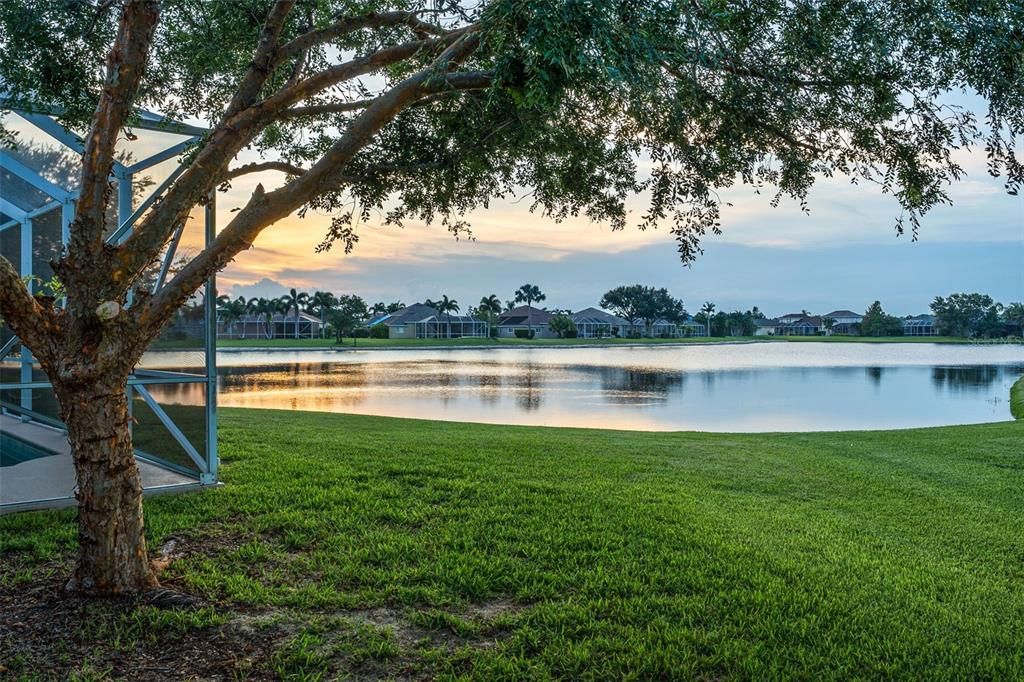 合同活跃: $625,000 (4 贝兹, 3 浴室, 2470 平方英尺)