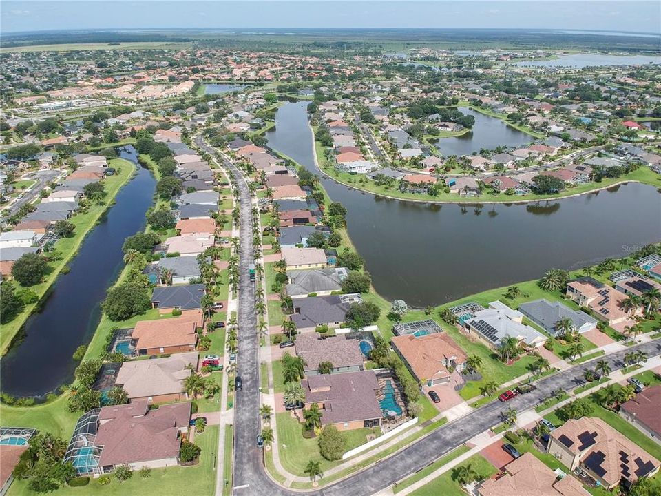 合同活跃: $625,000 (4 贝兹, 3 浴室, 2470 平方英尺)