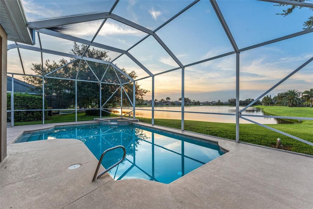 合同活跃: $625,000 (4 贝兹, 3 浴室, 2470 平方英尺)