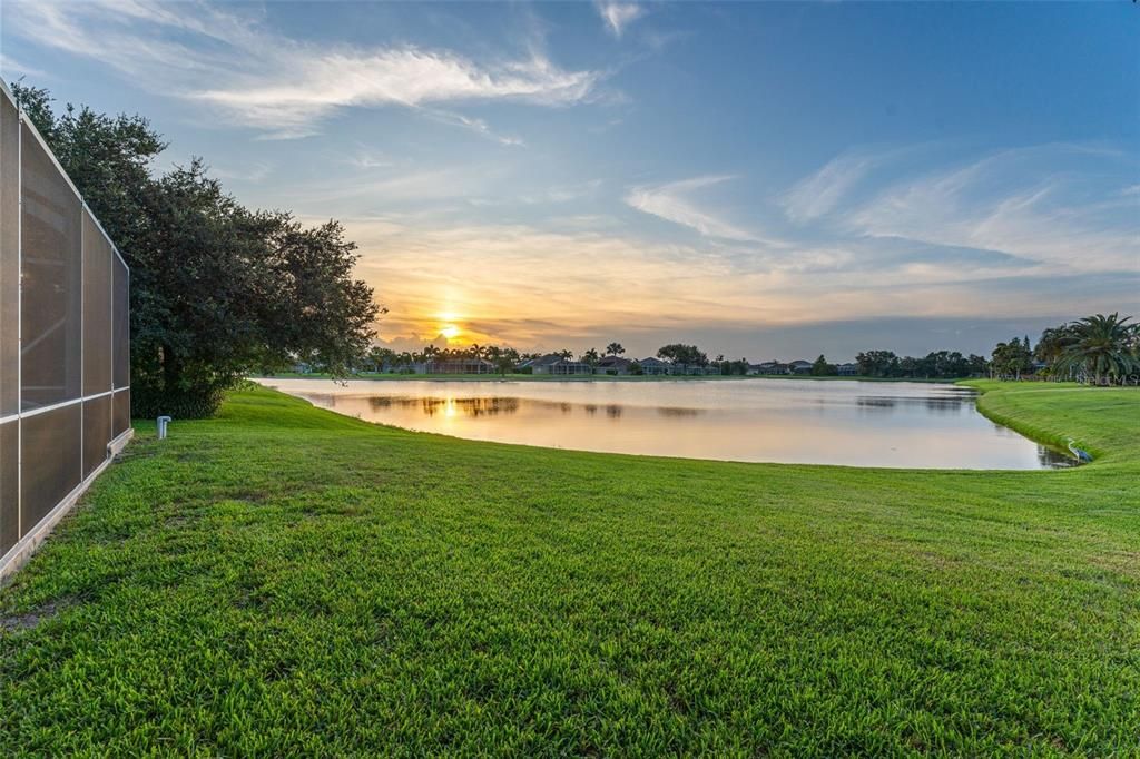 合同活跃: $625,000 (4 贝兹, 3 浴室, 2470 平方英尺)