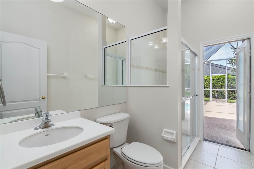 合同活跃: $625,000 (4 贝兹, 3 浴室, 2470 平方英尺)