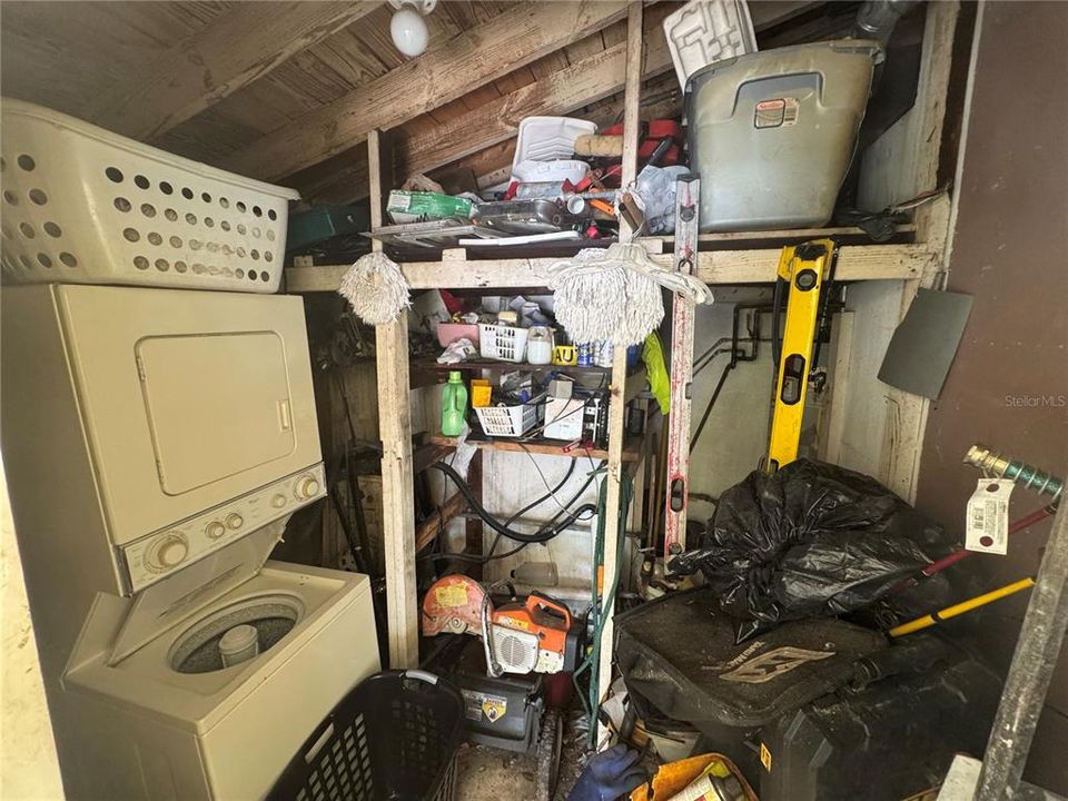 На продажу: $9,999,999 (3 спален, 1 ванн, 1040 Квадратных фут)