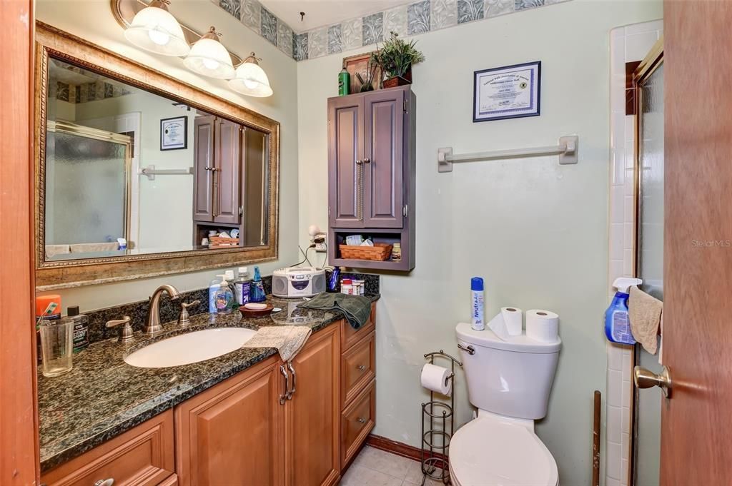 Под контрактом: $525,000 (3 спален, 3 ванн, 1874 Квадратных фут)