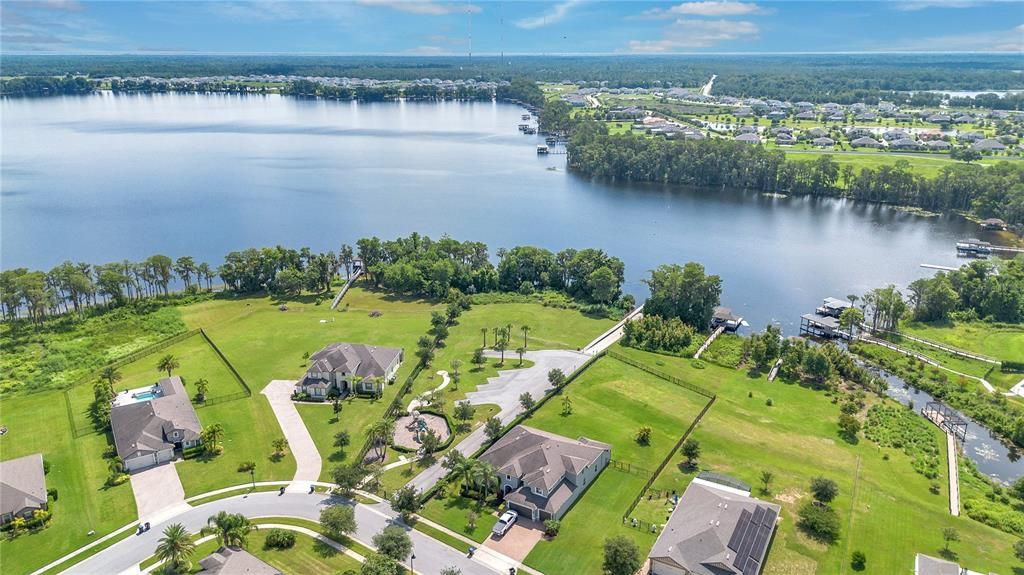 На продажу: $1,069,500 (5 спален, 3 ванн, 3409 Квадратных фут)