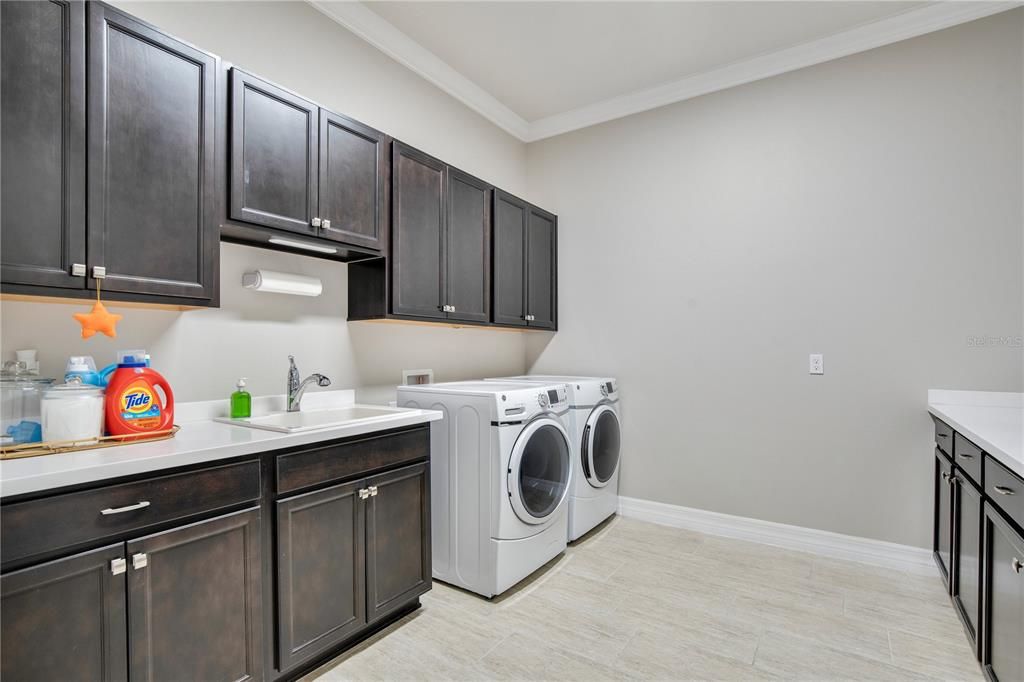 На продажу: $1,069,500 (5 спален, 3 ванн, 3409 Квадратных фут)