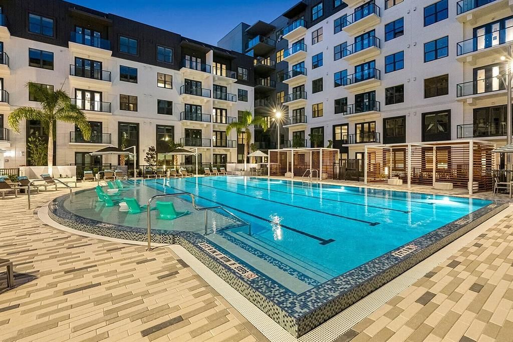 出租: $2,625 (2 贝兹, 2 浴室, 1080 平方英尺)