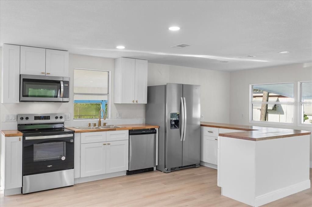 En Venta: $197,000 (2 camas, 2 baños, 1152 Pies cuadrados)