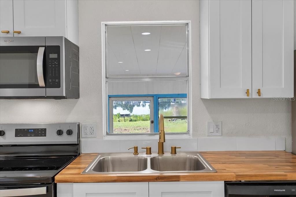 En Venta: $197,000 (2 camas, 2 baños, 1152 Pies cuadrados)