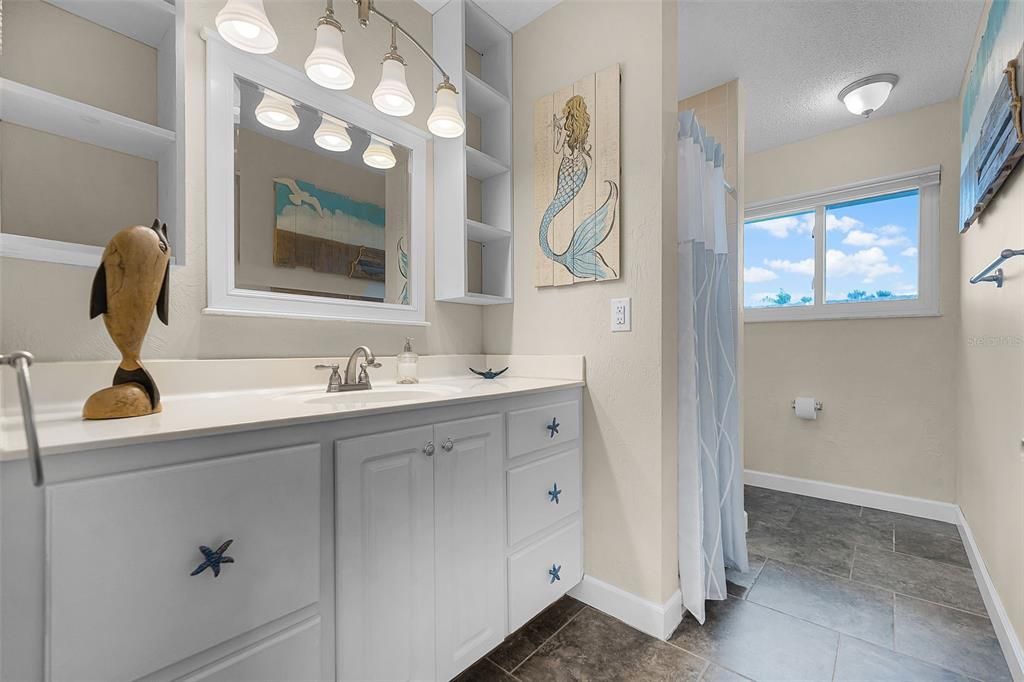 For Sale: $549,000 (3 beds, 2 baths, 1547 Square Feet)