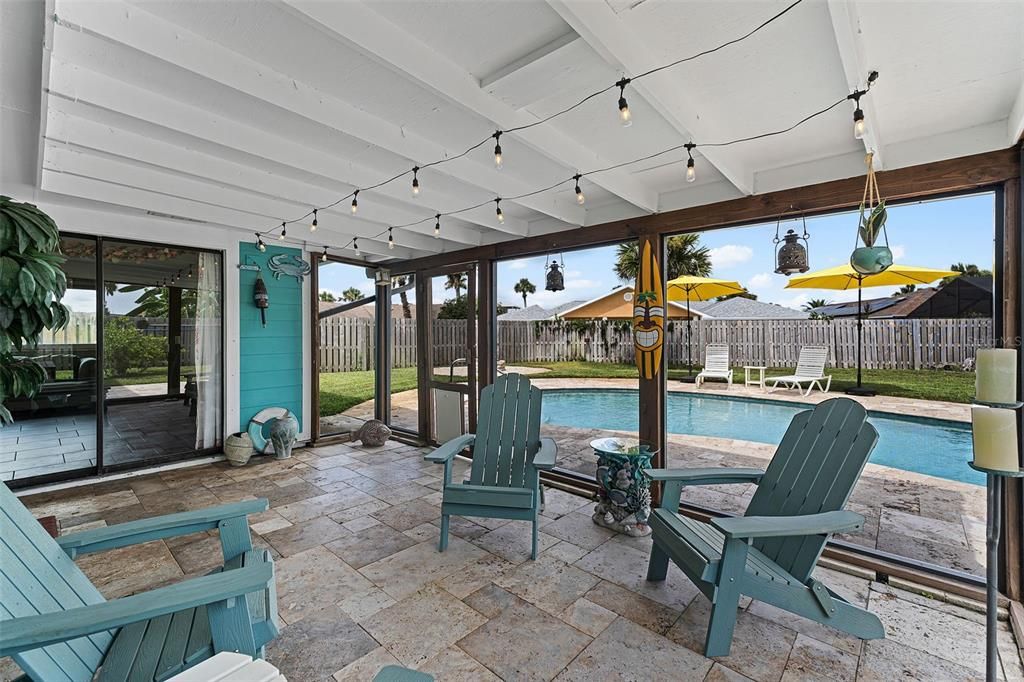 For Sale: $549,000 (3 beds, 2 baths, 1547 Square Feet)