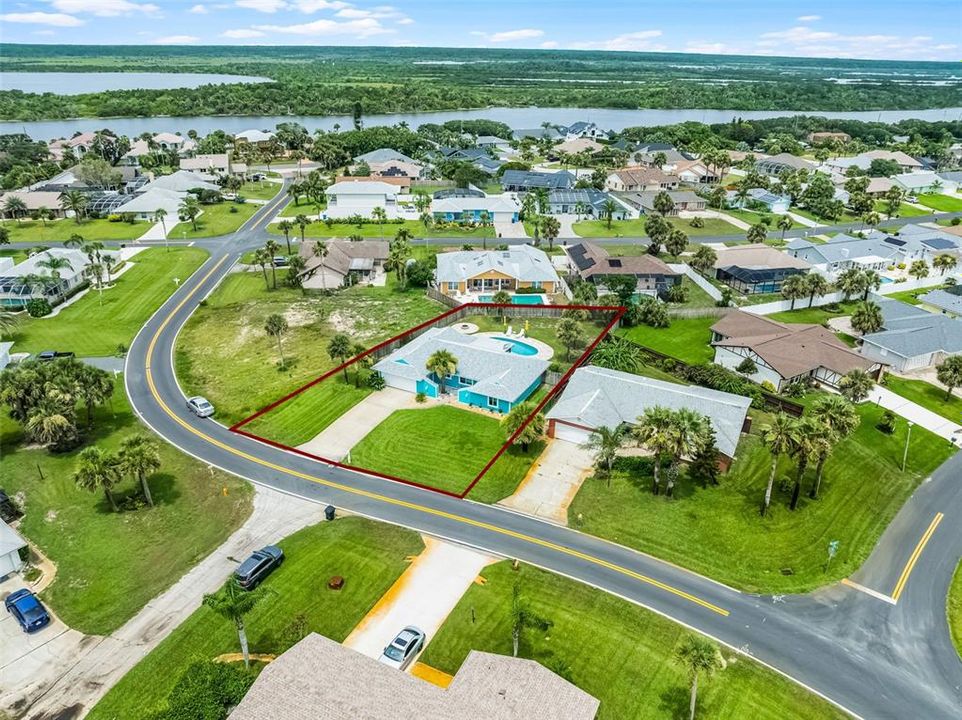 For Sale: $549,000 (3 beds, 2 baths, 1547 Square Feet)