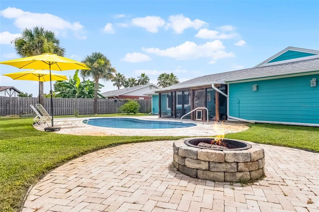 For Sale: $549,000 (3 beds, 2 baths, 1547 Square Feet)