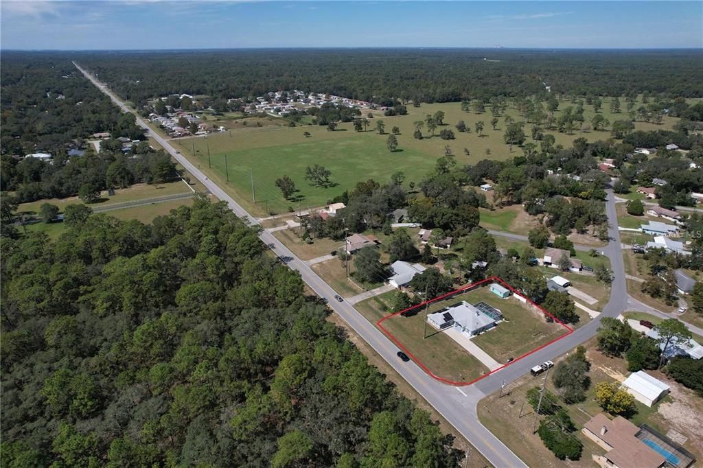 合同活跃: $349,995 (3 贝兹, 2 浴室, 1652 平方英尺)