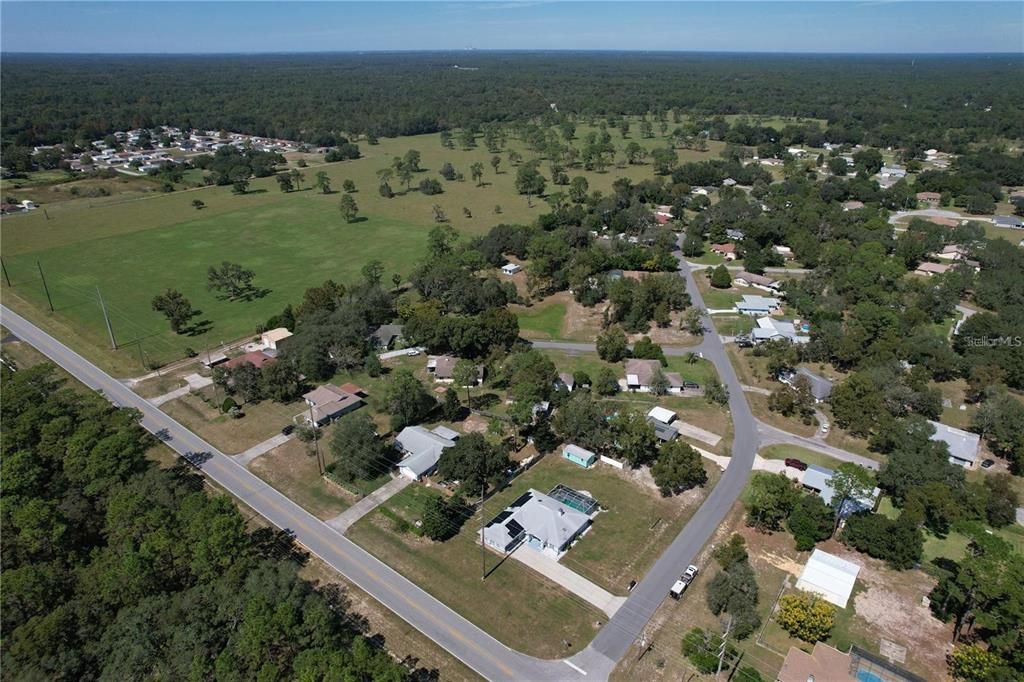 合同活跃: $349,995 (3 贝兹, 2 浴室, 1652 平方英尺)