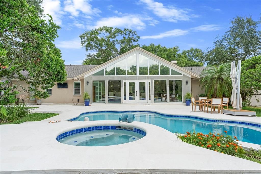 待售: $840,000 (4 贝兹, 2 浴室, 2713 平方英尺)