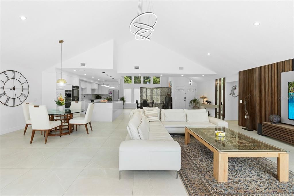 待售: $840,000 (4 贝兹, 2 浴室, 2713 平方英尺)