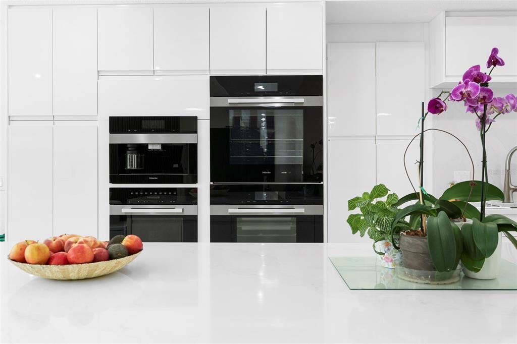 待售: $840,000 (4 贝兹, 2 浴室, 2713 平方英尺)