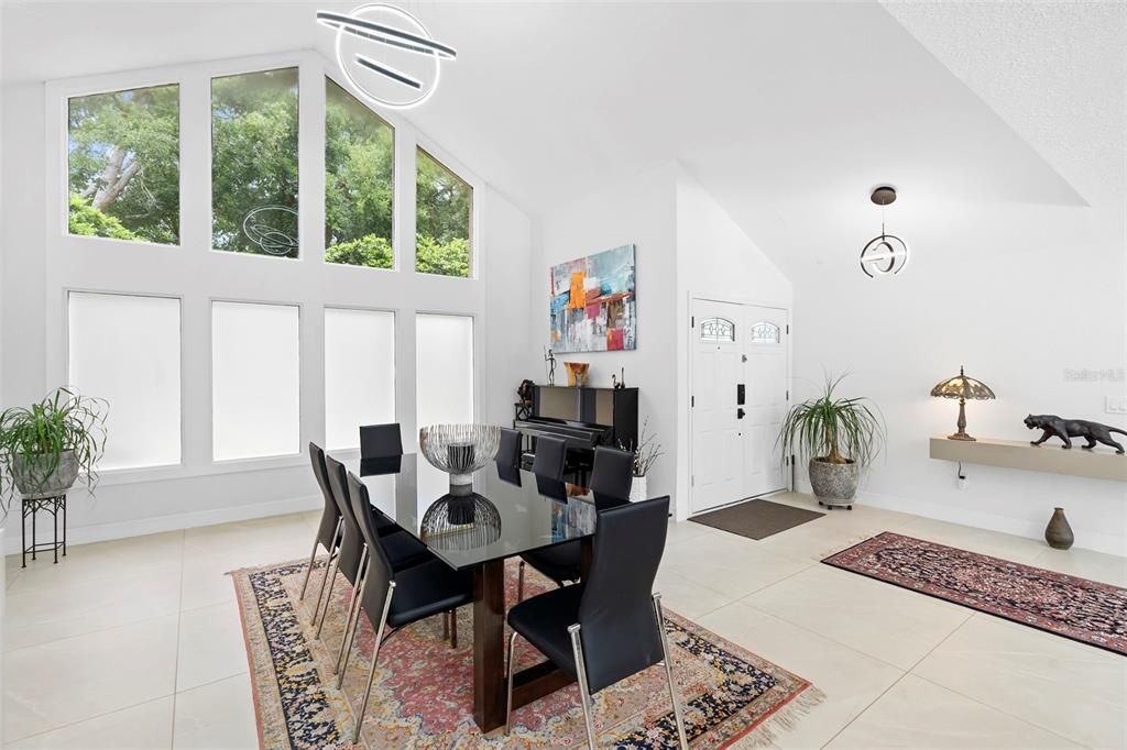 待售: $840,000 (4 贝兹, 2 浴室, 2713 平方英尺)