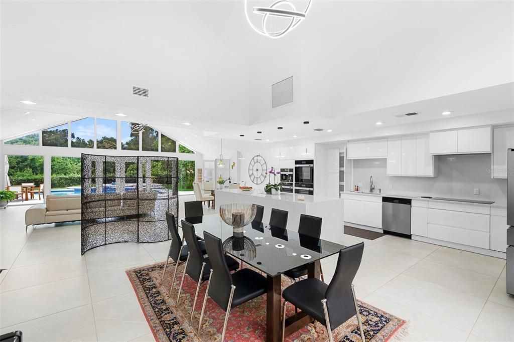 待售: $840,000 (4 贝兹, 2 浴室, 2713 平方英尺)