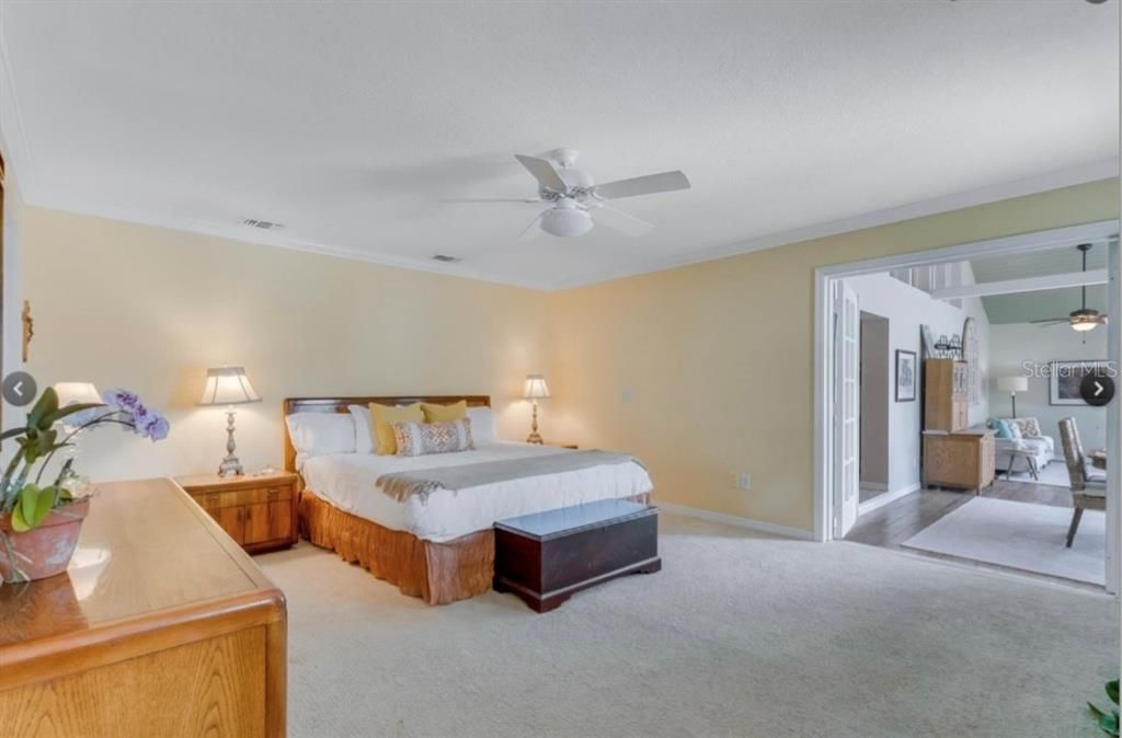 待售: $840,000 (4 贝兹, 2 浴室, 2713 平方英尺)