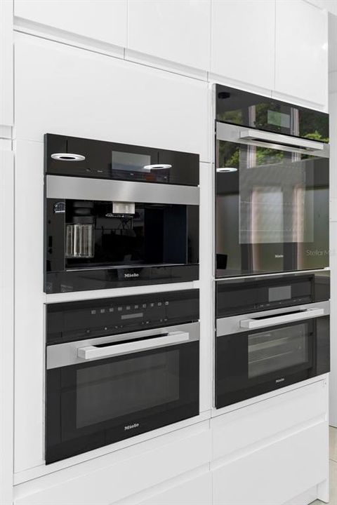 待售: $840,000 (4 贝兹, 2 浴室, 2713 平方英尺)