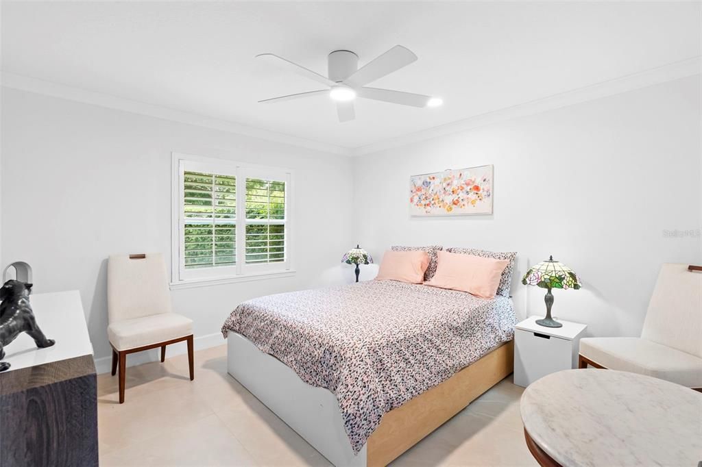 待售: $840,000 (4 贝兹, 2 浴室, 2713 平方英尺)