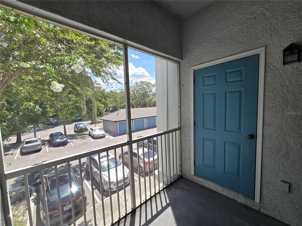 For Rent: $1,475 (1 beds, 1 baths, 749 Square Feet)