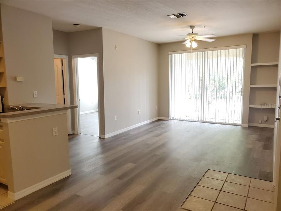 For Rent: $1,475 (1 beds, 1 baths, 749 Square Feet)