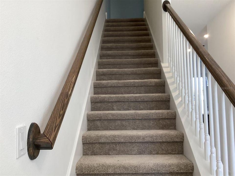 For Sale: $374,990 (3 beds, 2 baths, 1592 Square Feet)