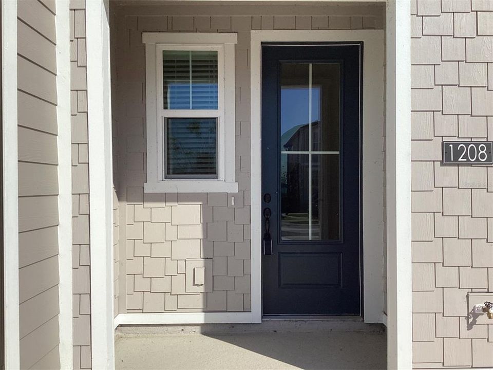 For Sale: $374,990 (3 beds, 2 baths, 1592 Square Feet)