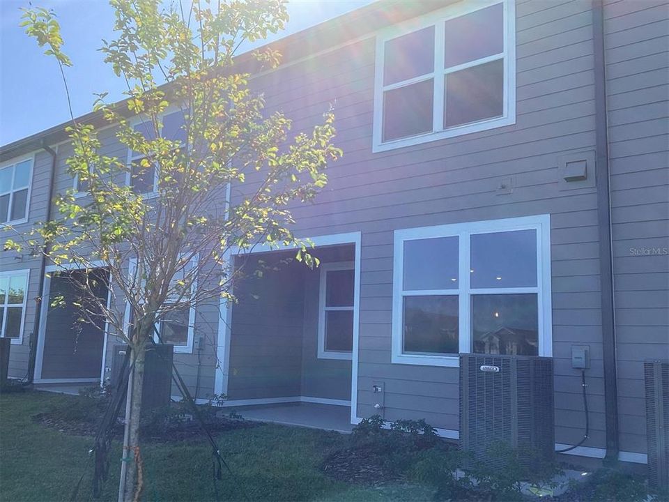 For Sale: $374,990 (3 beds, 2 baths, 1592 Square Feet)