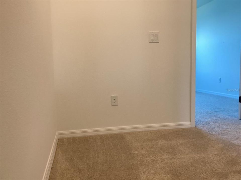 For Sale: $374,990 (3 beds, 2 baths, 1592 Square Feet)