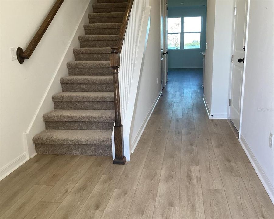 For Sale: $374,990 (3 beds, 2 baths, 1592 Square Feet)