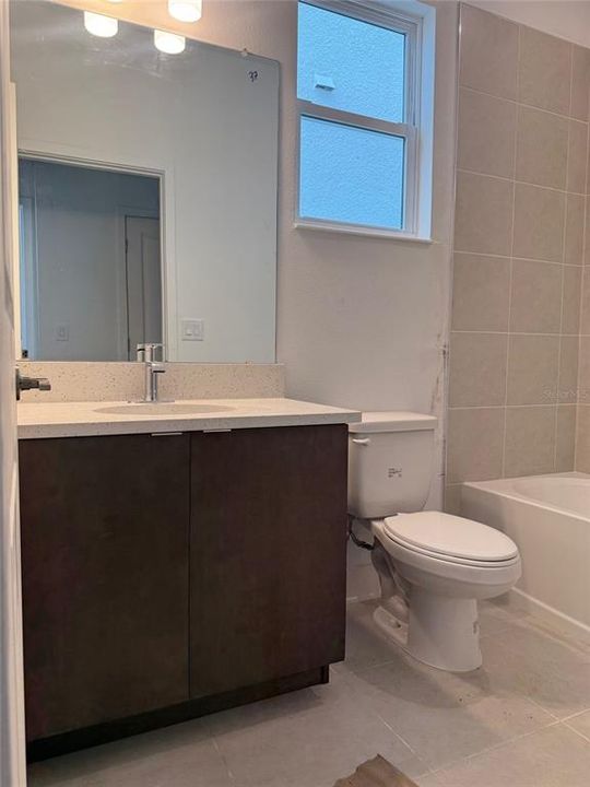 Active With Contract: $609,900 (4 beds, 4 baths, 1974 Square Feet)