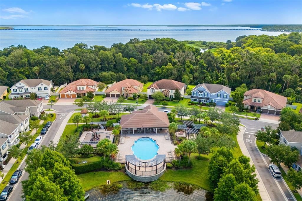 合同活跃: $459,900 (3 贝兹, 2 浴室, 1794 平方英尺)