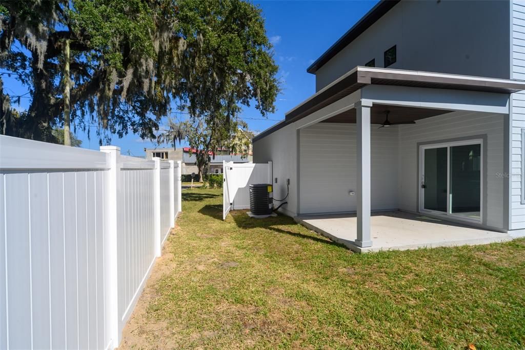 待售: $620,000 (3 贝兹, 3 浴室, 1403 平方英尺)