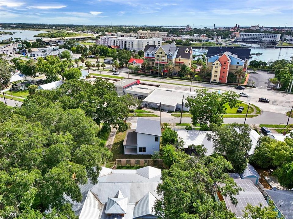 待售: $620,000 (3 贝兹, 3 浴室, 1403 平方英尺)