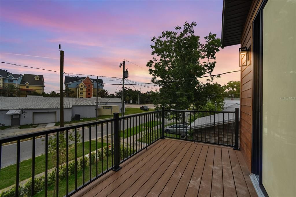 待售: $620,000 (3 贝兹, 3 浴室, 1403 平方英尺)