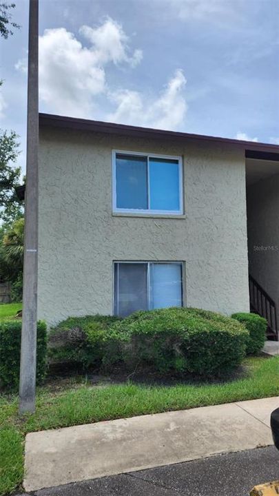 For Sale: $79,999 (1 beds, 1 baths, 590 Square Feet)