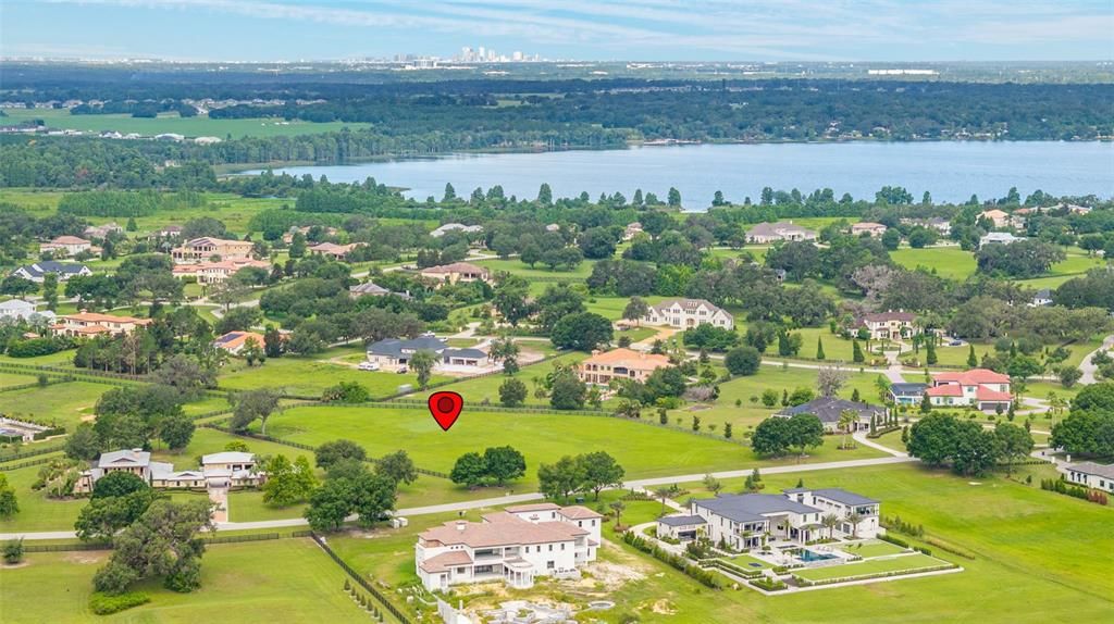 待售: $750,000 (3.33 acres)