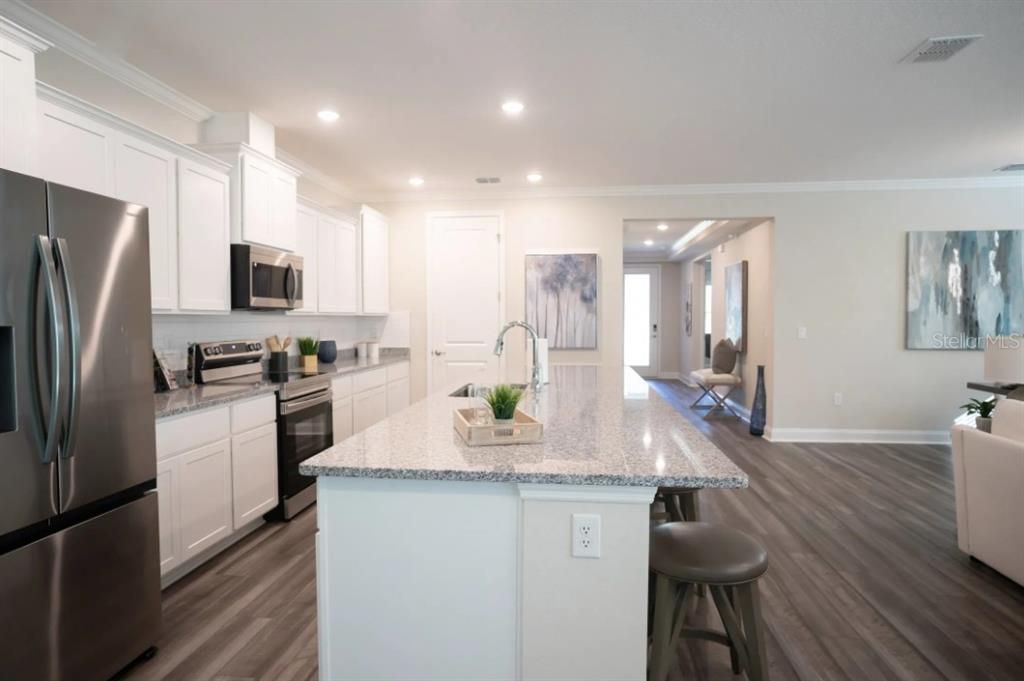 En Venta: $579,990 (4 camas, 3 baños, 2677 Pies cuadrados)