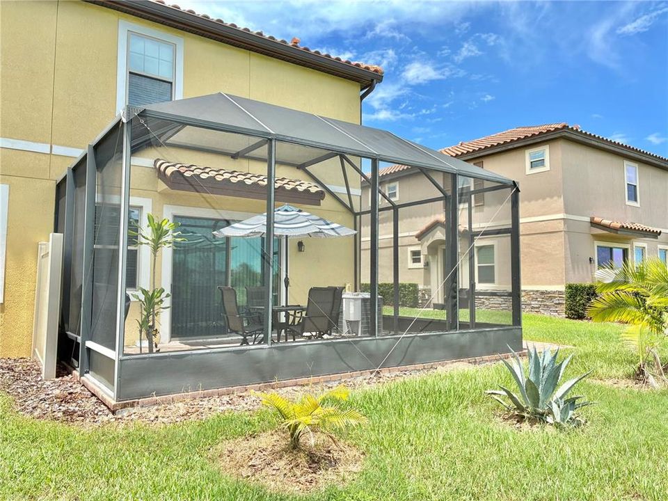 合同活跃: $389,000 (3 贝兹, 2 浴室, 1762 平方英尺)