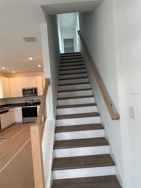 Active With Contract: $609,900 (4 beds, 4 baths, 1974 Square Feet)