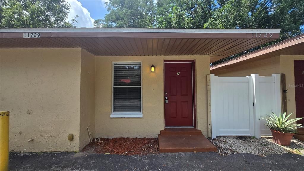 Recently Rented: $1,000 (1 beds, 1 baths, 527 Square Feet)